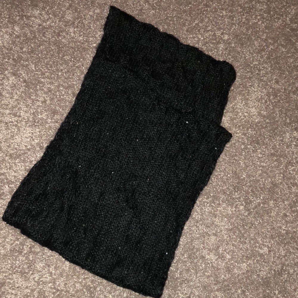 NWOT scarf